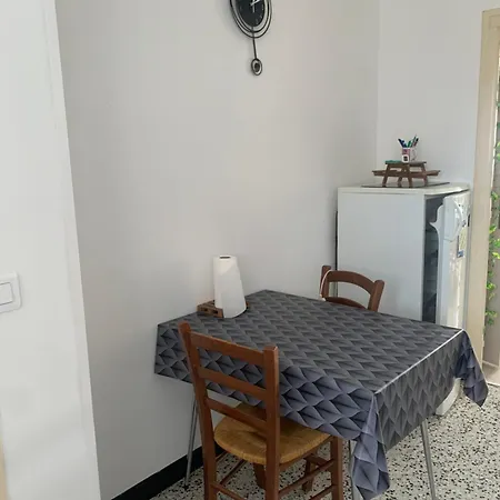 Jchug Holiday home Sapignicourt