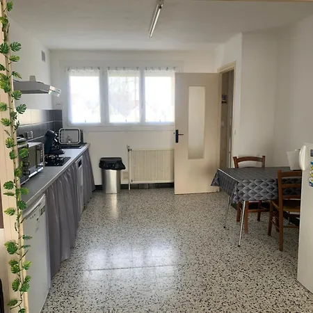 Holiday home Jchug Sapignicourt