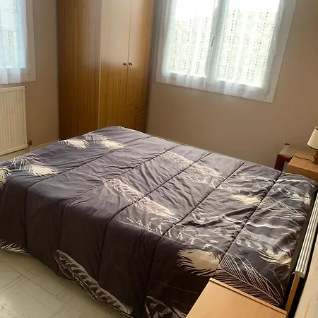 Holiday home Jchug Sapignicourt