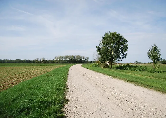 Jchug Holiday home Sapignicourt